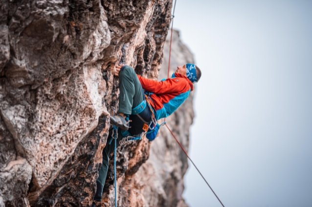 climbing mountains latin america climbing the mountain with the complete gear