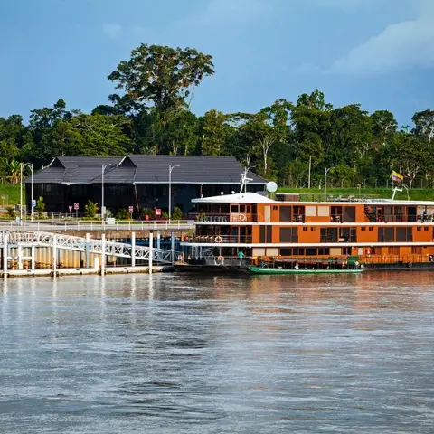Anakonda-arrive Rebecca Adventure Travel Arrival Anakonda Amazon Cruise
