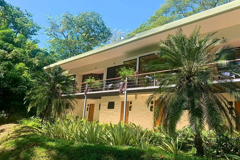 Hotel Nya